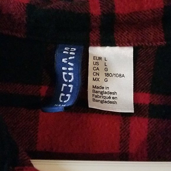 Divided flannel button up shirt - Picture 2 of 2